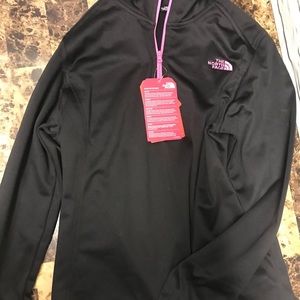 Women’s The North Face pullover